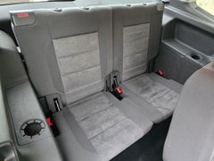 VW Touran Highline 2.0TDI 140PS 7Sitze Pano