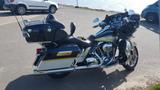 Harley-Davidson CVO FL2 C8F - HARLEY-DAVIDSON CVO