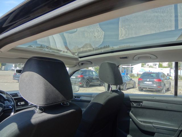 Fahrzeugabbildung Skoda Fabia Combi Style/2.Hd/110PS/SitzH/Pano/Alu/