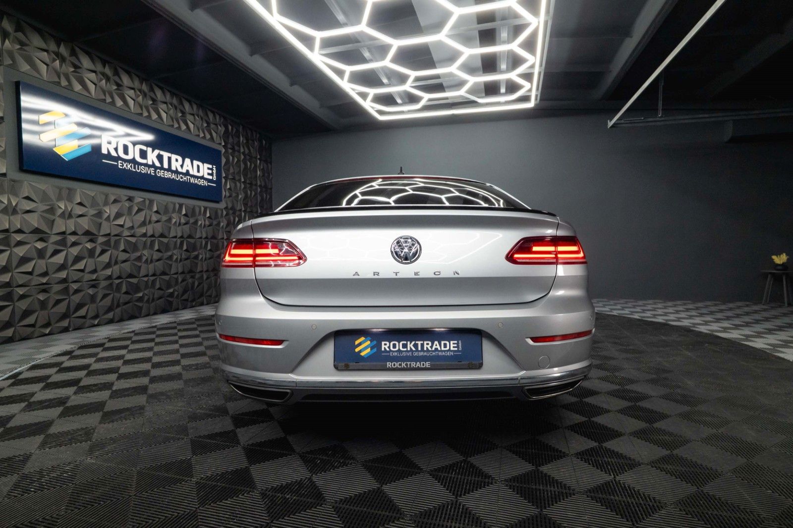 Fahrzeugabbildung Volkswagen Arteon R-Line+ | ACC | Massage | LED | 19 Zoll