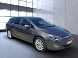 Opel Astra J Sports Tourer Innovation - Opel Astra aus 2011: Sports Tourer