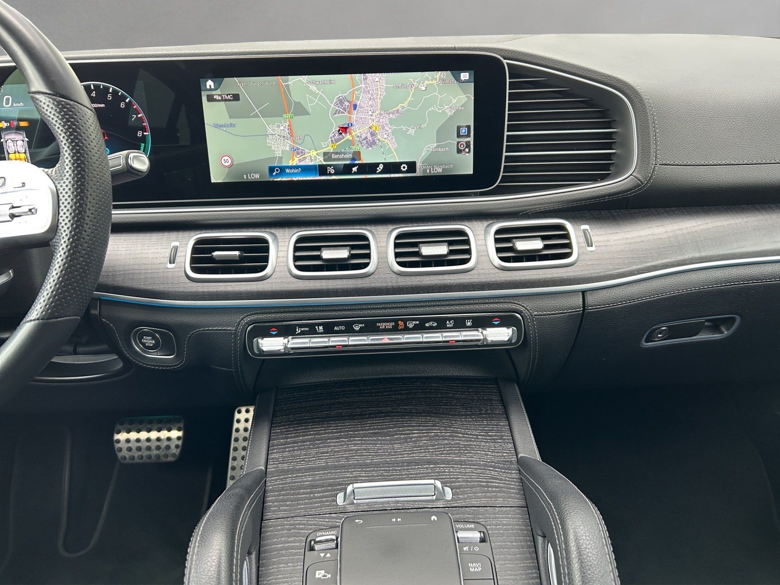 Fahrzeugabbildung Mercedes-Benz GLE 350 e 4M AMG Burme LED Distro Pano HUD AHK
