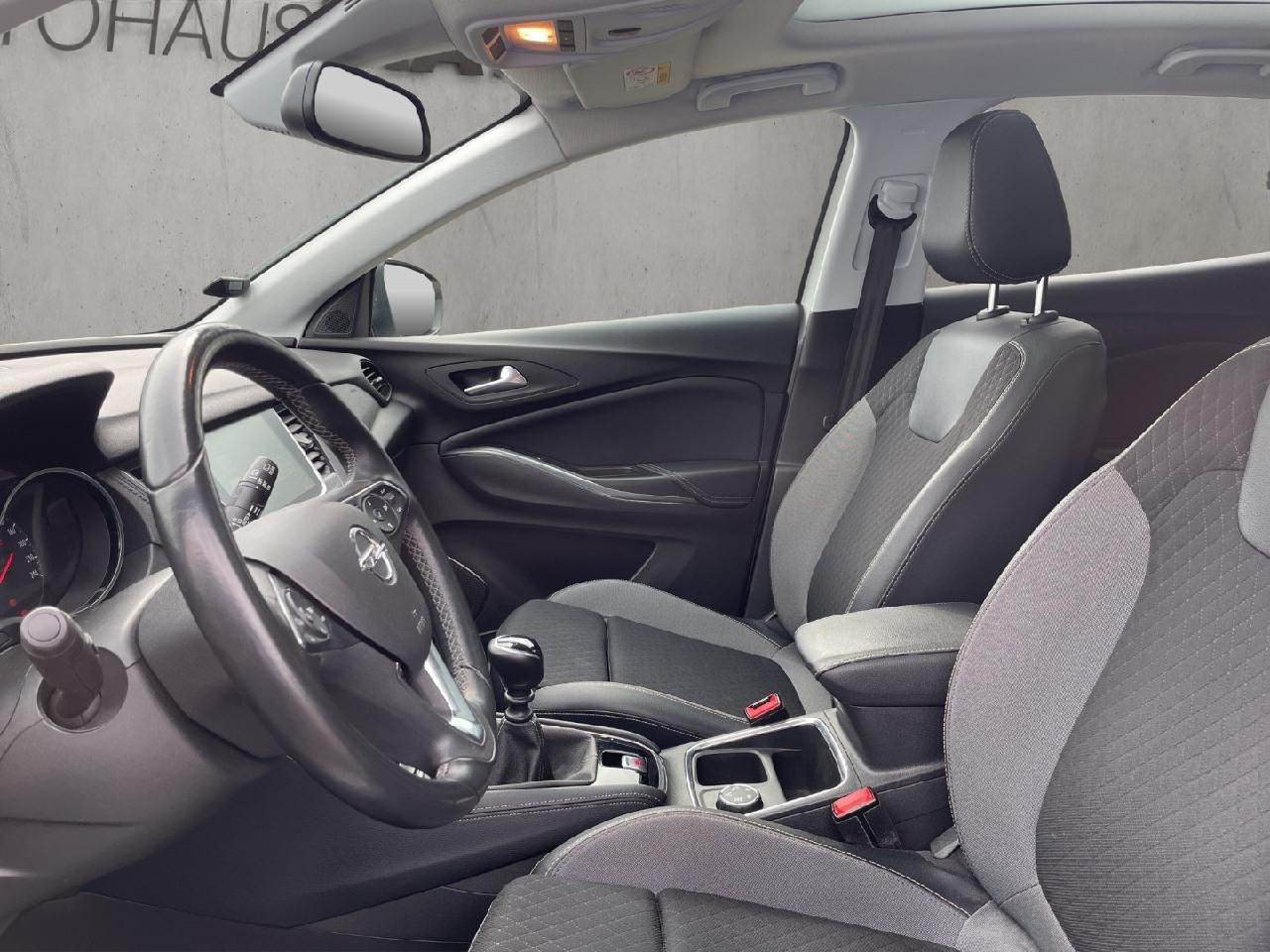 Fahrzeugabbildung Opel Grandland Innovation