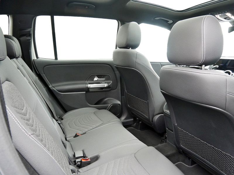 Mercedes-Benz GLB 180 NIGHT PROGRESSIVE AHK DISTR KAMERA PDC foto 8