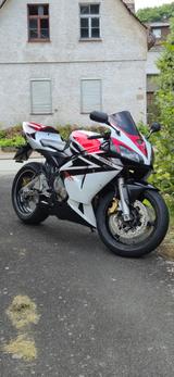 Honda CBR600RR PC37 - HONDA CBR 600 PC37