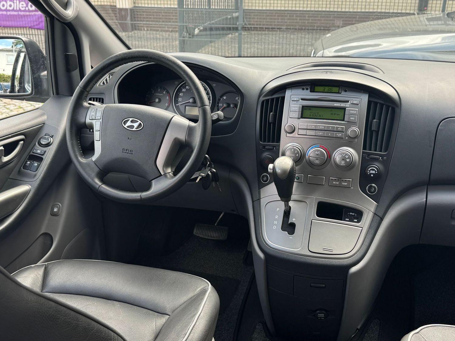 Hyundai H-1 Travel Comfort Leder SHZ AHK Standh. 8Sitze