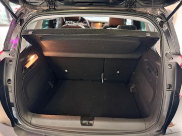 Opel Crossland (X) - 12