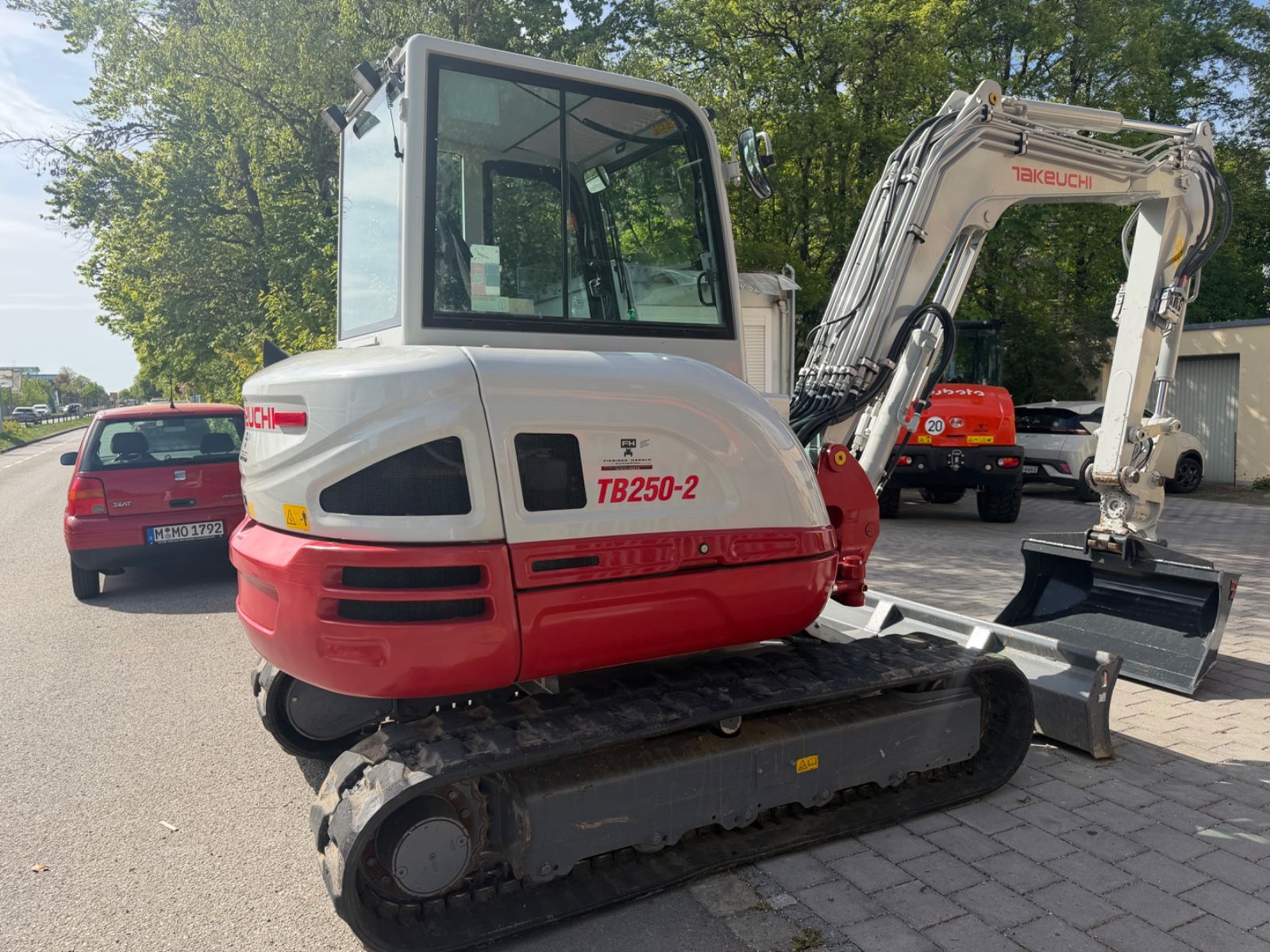 Fahrzeugabbildung Takeuchi TB250-2 V 3 - Powertilt HS 03-Taklock TOP!