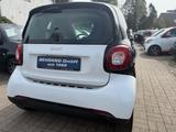 Smart ForTwo*PASSION*EINPARKHILFE *KLIMA*SITZHEIZUNG - Smart Gebrauchtwagen von 2019