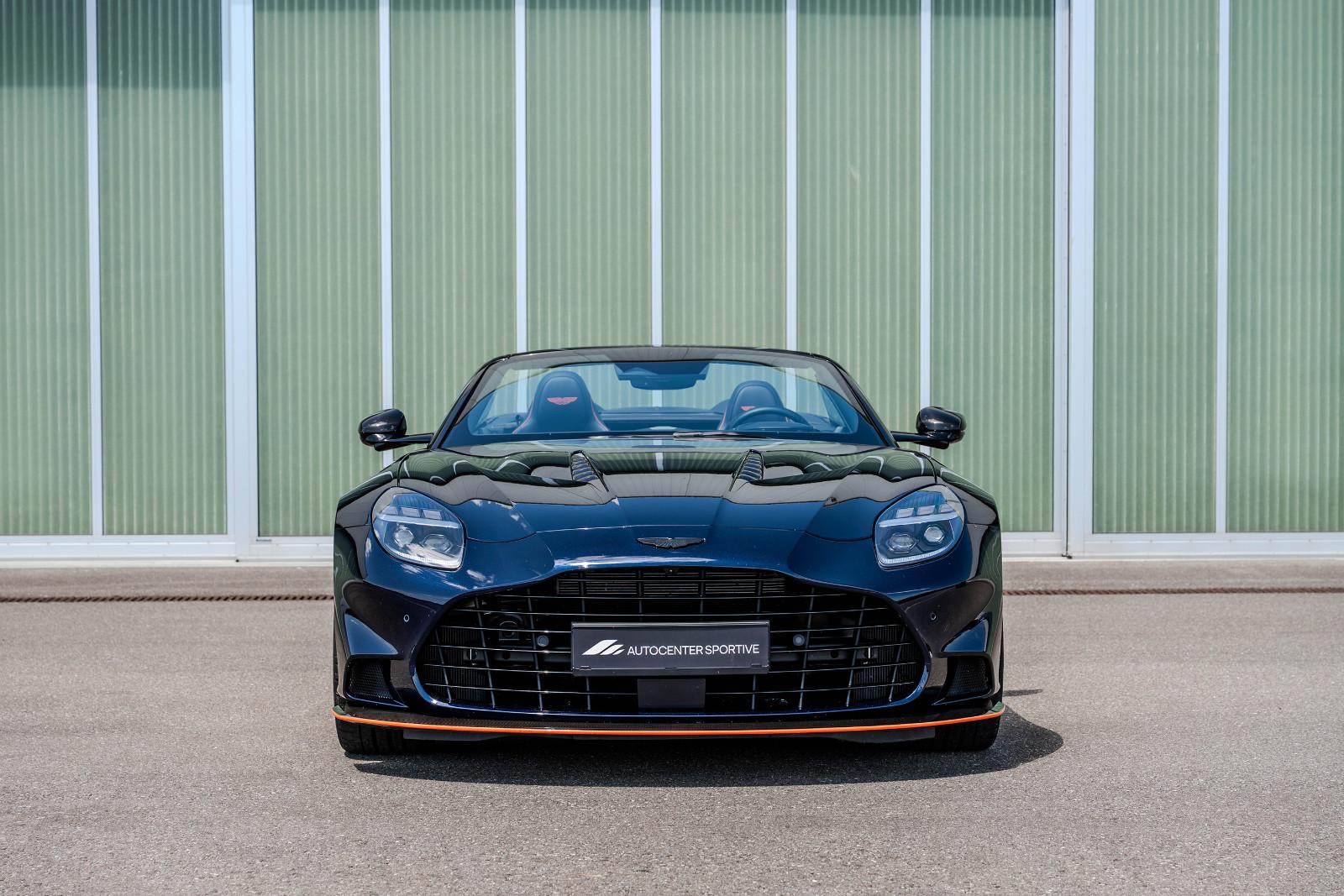Aston Martin Vanquish Volante Q CARBON GLOSS BLACK BESPOKE