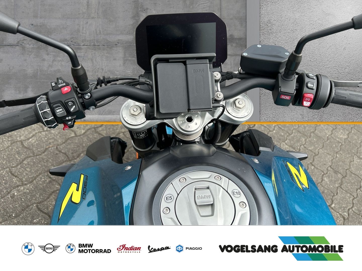 Fahrzeugabbildung BMW F 900 R Dynamik-Paket, Komfort-Paket, RDC, Tempo