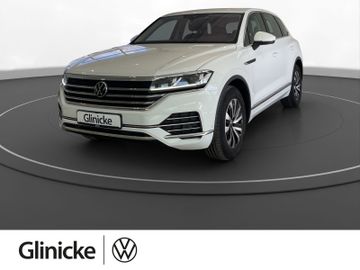 Volkswagen Touareg - 1
