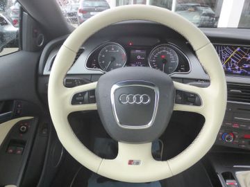 Audi S5 Coupe  4.2 FSI V8 quattro AHKStandhzgPanoB