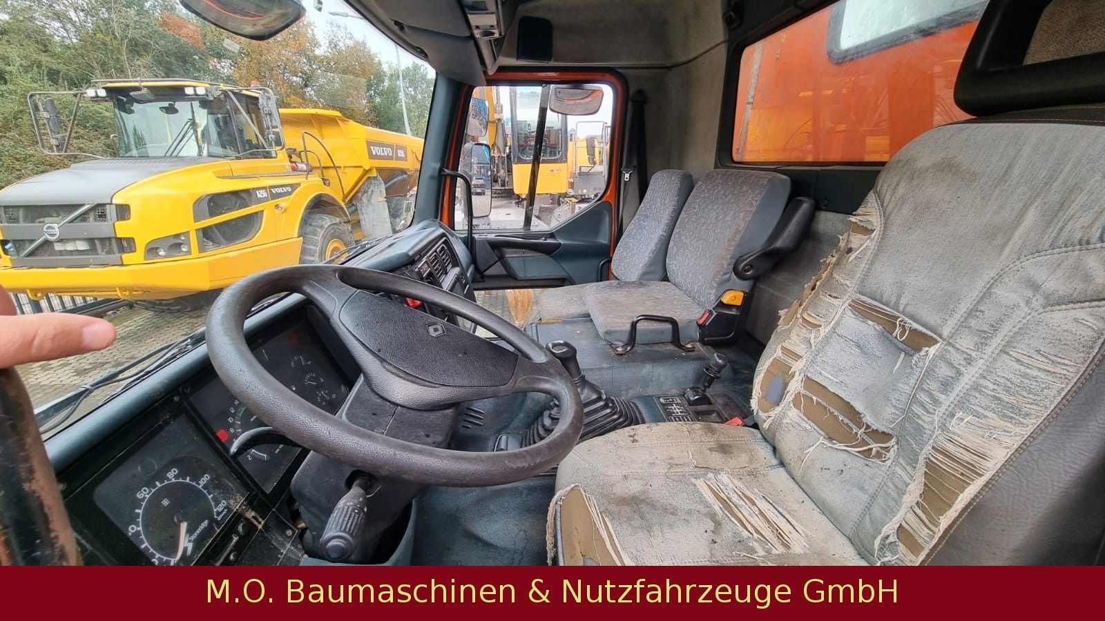 Fahrzeugabbildung Renault Premium 250 DCI / Mannschaftswagen /