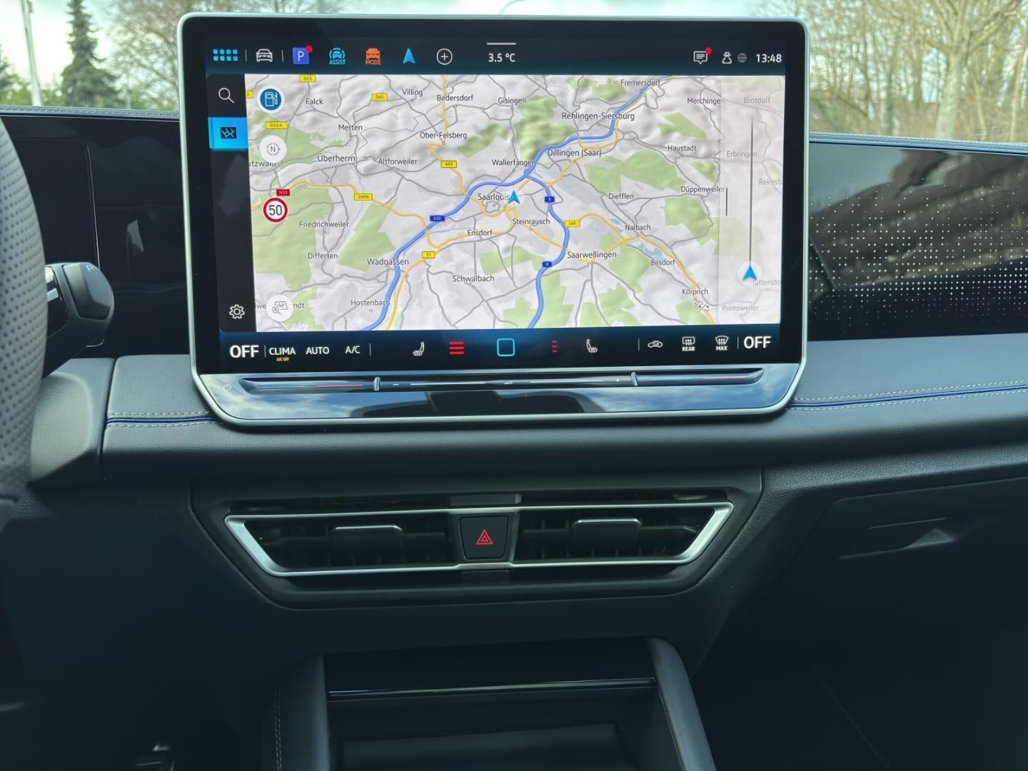Fahrzeugabbildung Volkswagen Tiguan R-Line 2,0 TDI,4motion,DSG,Pano-Dach,AHK,