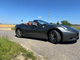 Ferrari California V8 mit neuer Ferrari Garantie - graue Ferrari California
