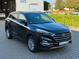 Hyundai Tucson blue Classic 2WD *Navi *1.Hand*Lückenlos - Hyundai Gebrauchtwagen in Saarbrücken