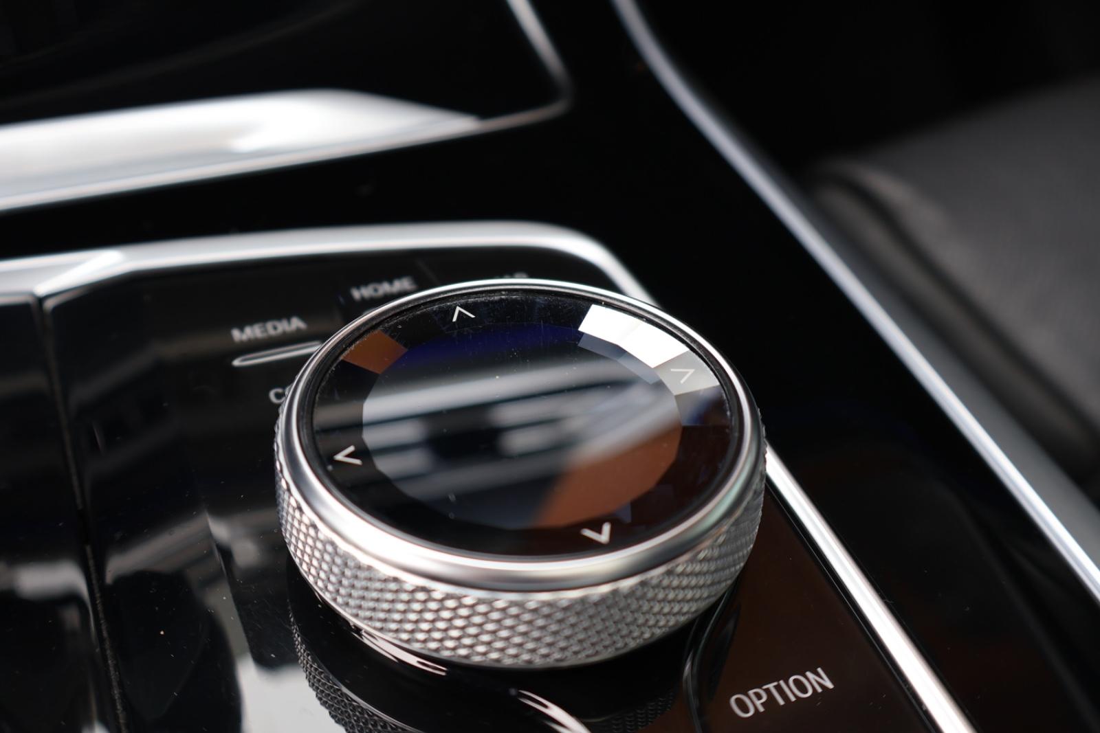 BMW X7 M50 d 7-Sitzer/Laser/Navi/SoftClose/STHZ/AHK