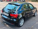 Audi A1 Sportback sport*S-TRONIC*1.HAND*SHZ*5-TÜRIG* - : Kleinwagen, Sport