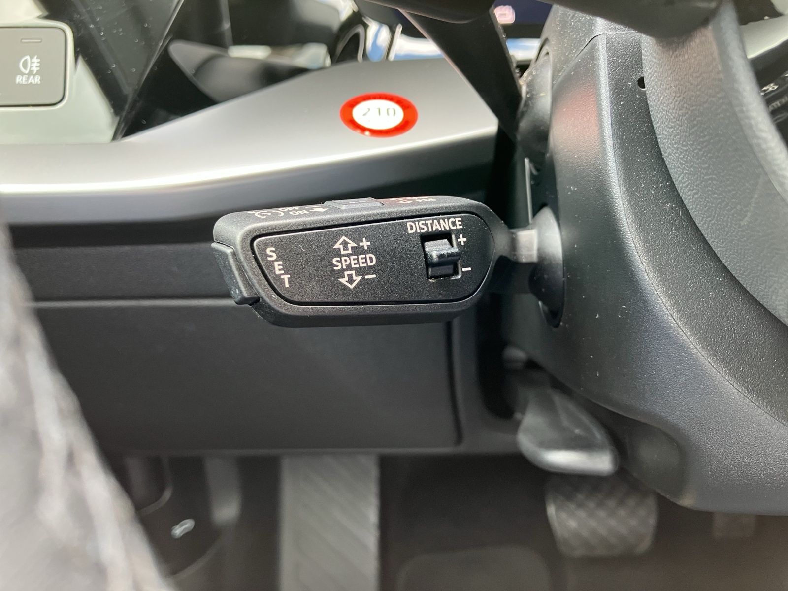 Fahrzeugabbildung Audi A3 Sportback 40 TFSI e S tronic LED DAB EPH SH N