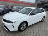 Opel Astra L Sports Tourer Business Edition - Opel Astra: Business Edition