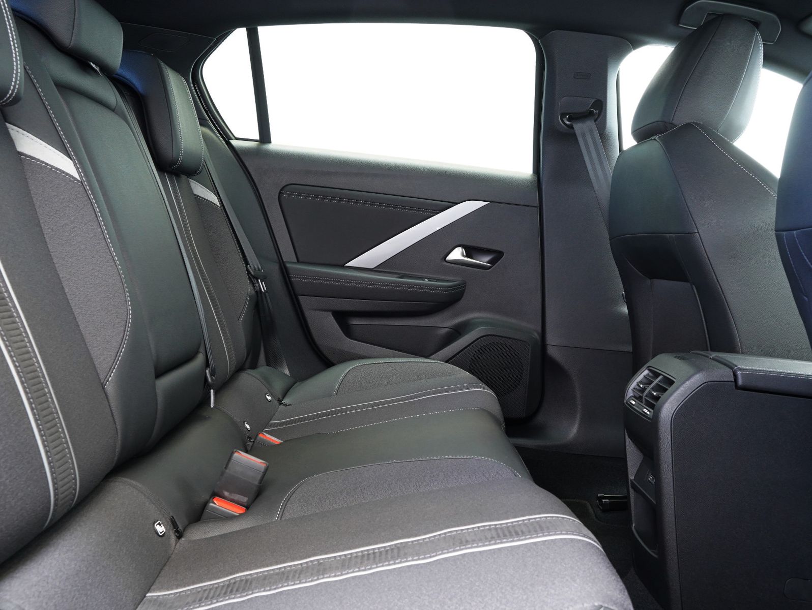 Fahrzeugabbildung Opel Astra L 1.2 Turbo GS LED/INTELLILUX/ACC/AHK/360°