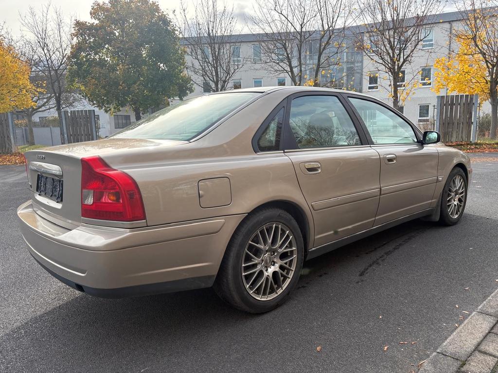Volvo S80