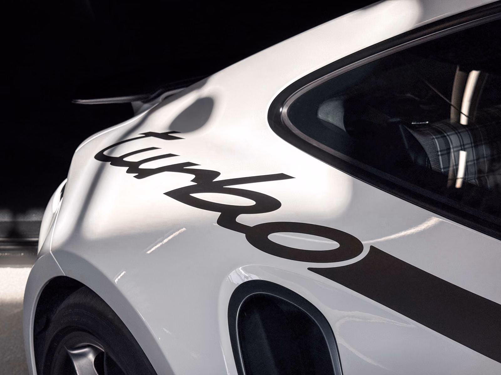 Porsche 911 Turbo S 50 Jahre Lift+Burmester+Pano+360°Kam