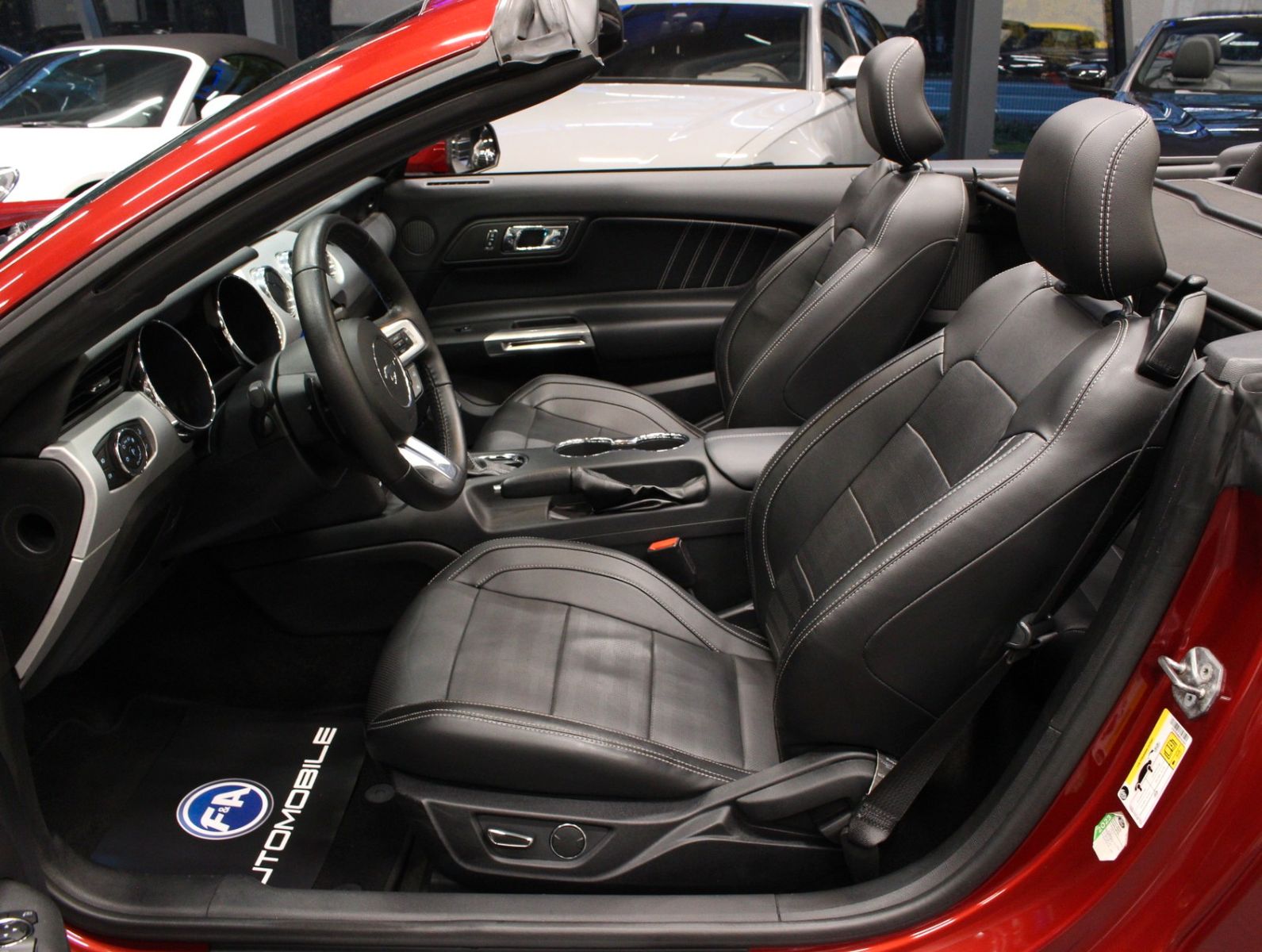 Fahrzeugabbildung Ford Mustang 2.3 EcoBoost Auto