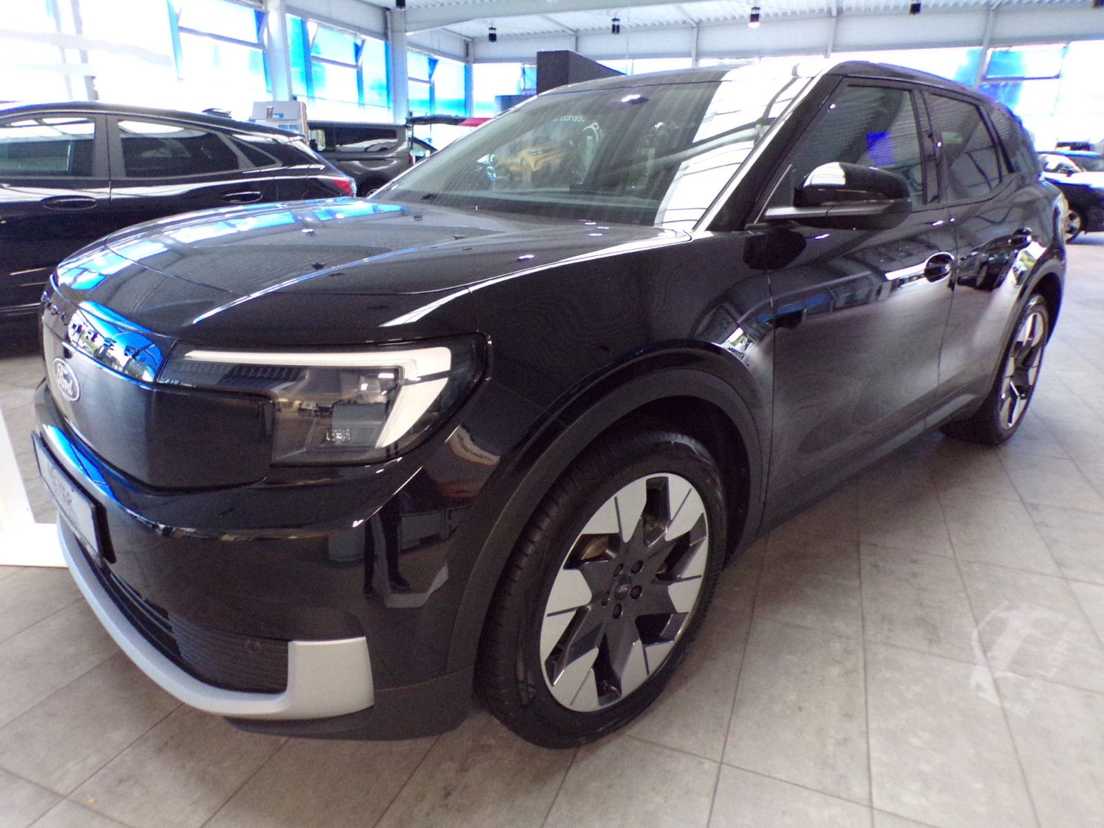 Ford Explorer Premium RWD