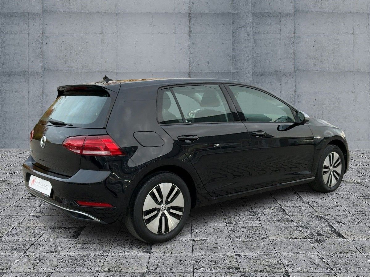 Volkswagen Golf - Bild 6