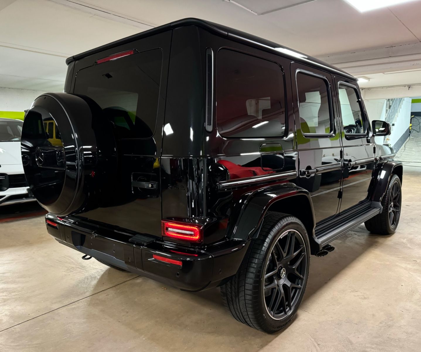 Fahrzeugabbildung Mercedes-Benz G 63 AMG FACELIFT REDINT CARBON A22 TV MY25 FULL