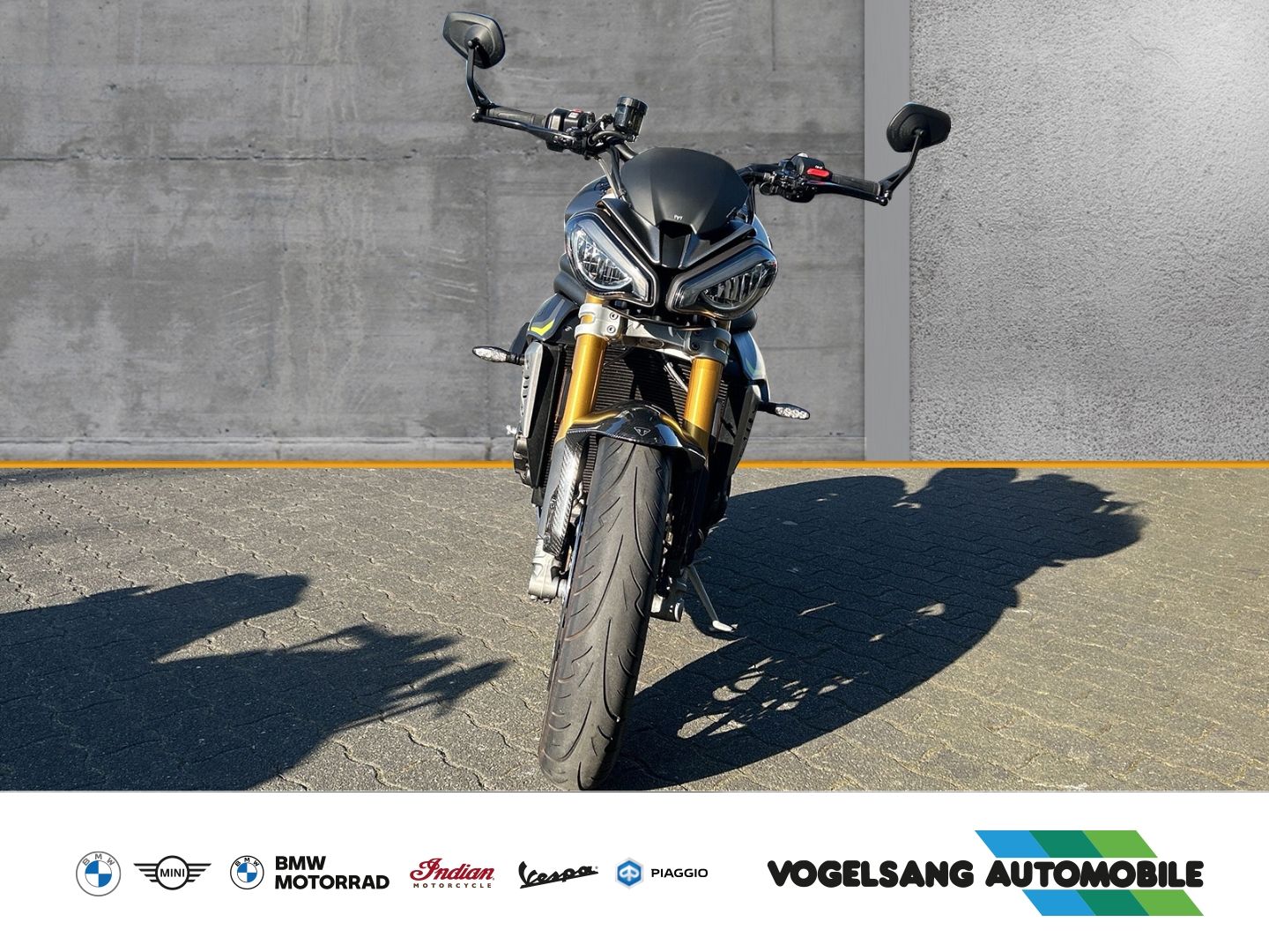 Fahrzeugabbildung Triumph Speed Triple 1200 RS, Tempomat, Heizgriffe, kurz