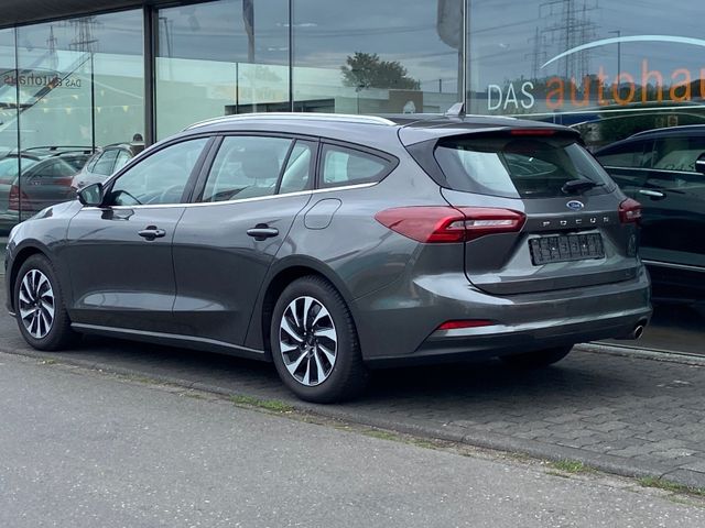 Fahrzeugabbildung Ford Focus Turnier Titanium NAVI+RFK , AHK abnehmbar