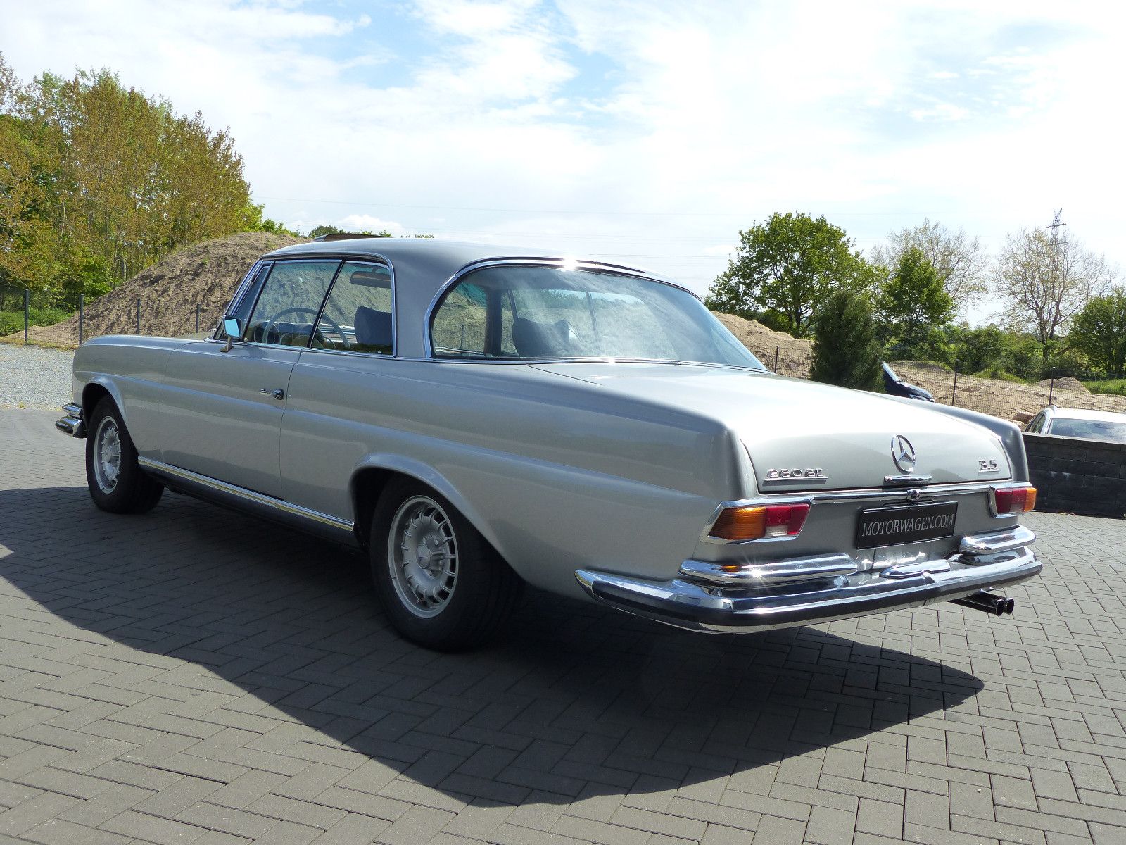 Fahrzeugabbildung Mercedes-Benz 280 SE 3,5 Coupe W 111