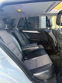 Mercedes C 220 - 12