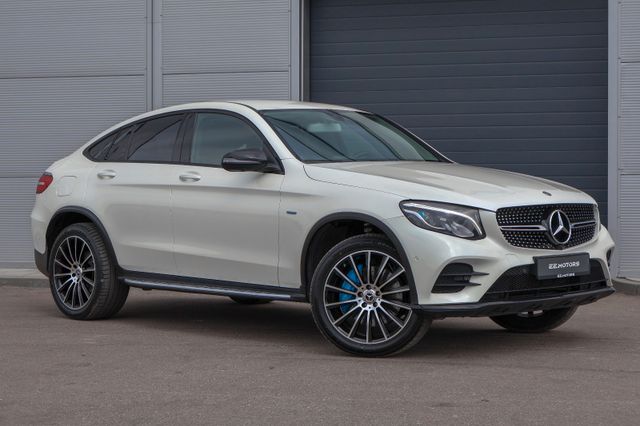 MERCEDES-BENZ GLC 350 e 4MATIC AMG Line Coupé Autom. AMG Line