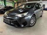 Toyota Avensis Basis 1,6B - Toyota Avensis: Limousine