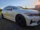 BMW 320d Touring Sport Line Automatik Sport Line - BMW 320 von privat