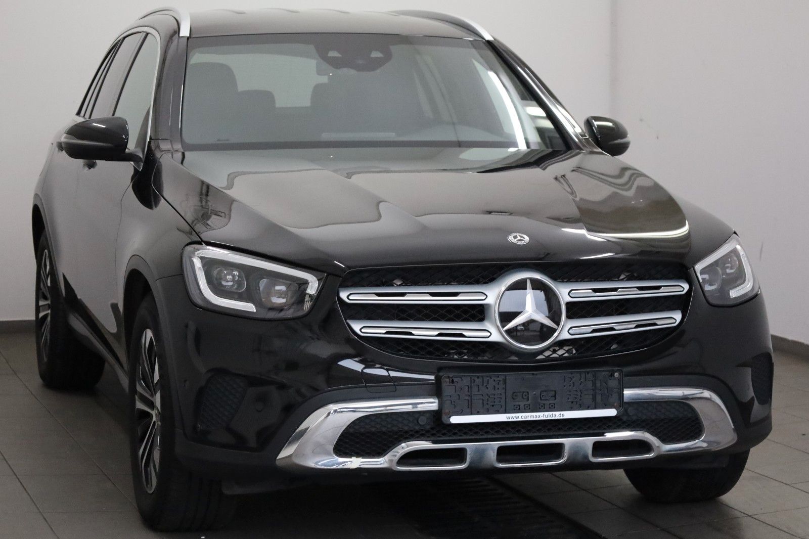 Fahrzeugabbildung Mercedes-Benz GLC 200d Leder,Navi,LED,SH,Kamera,ACC,AHK