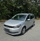 Volkswagen vw touran 7 sitzer 1,4 140 ps Navi - Volkswagen Touran: 140 Ps