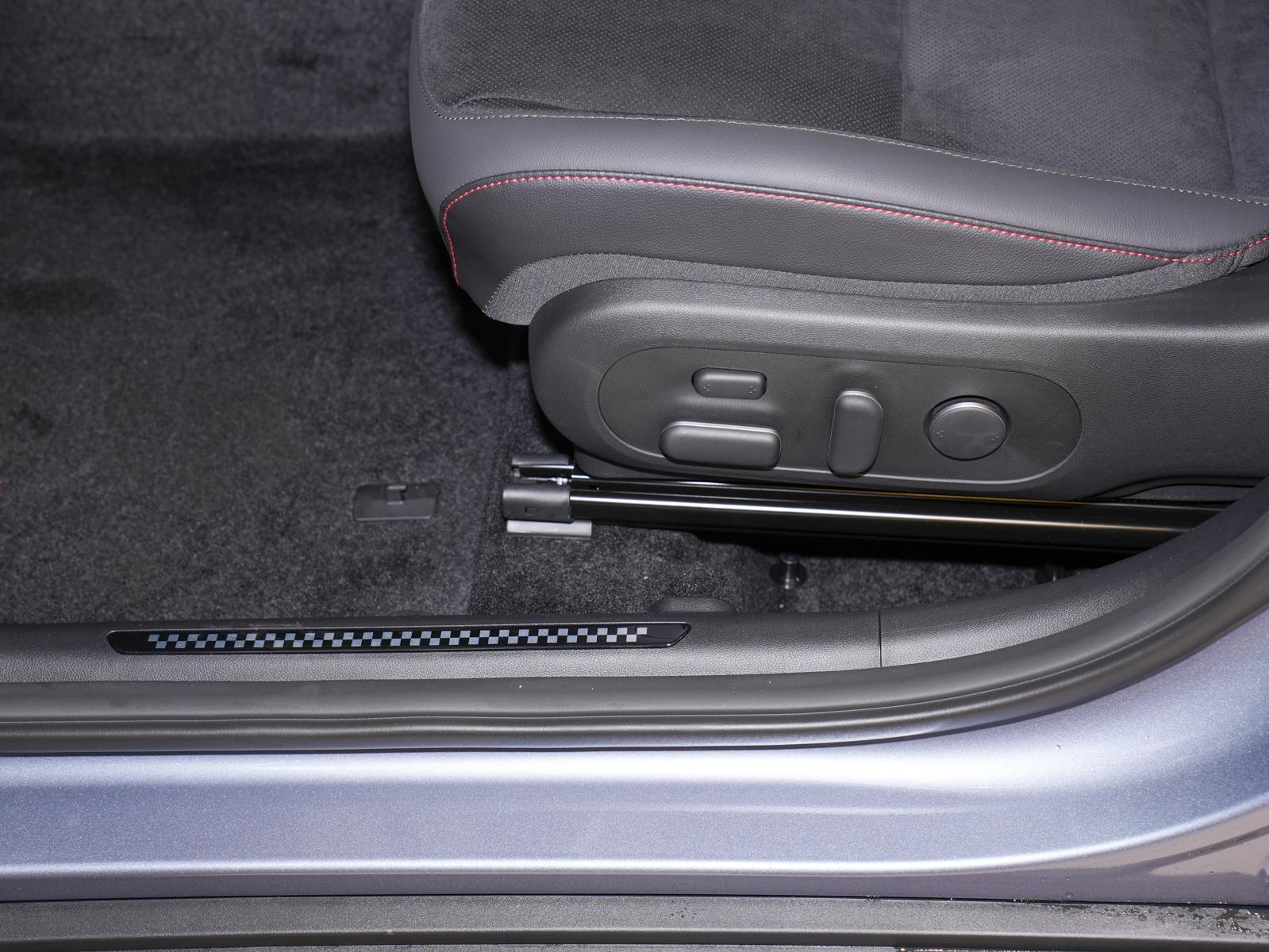 Hyundai Kona 1.6 TGDI DCT N Line X Alcantara BOSE 360°, миниатюра 13