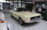 Ford Mustang Coupé Oldtimer - Ford Mustang aus 1967: Coupe