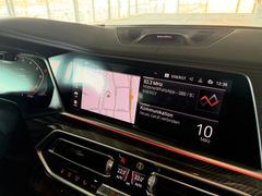 BMW X6 M50 D 22"/Skylounge/B&W/VOLL!!!