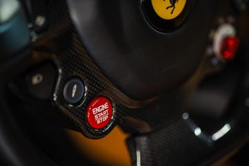 صورة مصغرة 28 لـ 2016 Ferrari 488 GTB