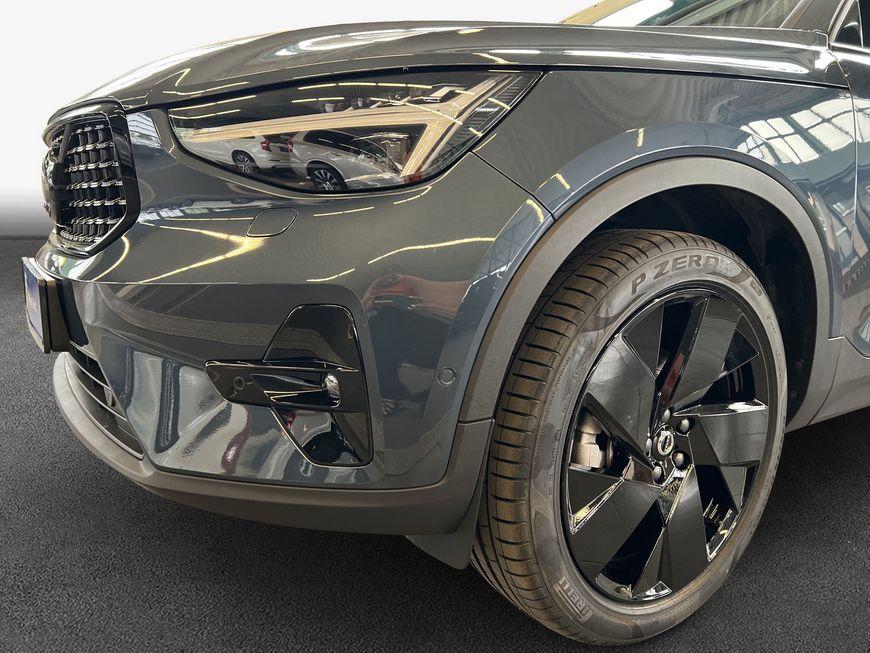 Volvo XC40 B3 Plus Black-Edition DKG Pixel-LED 360° Al