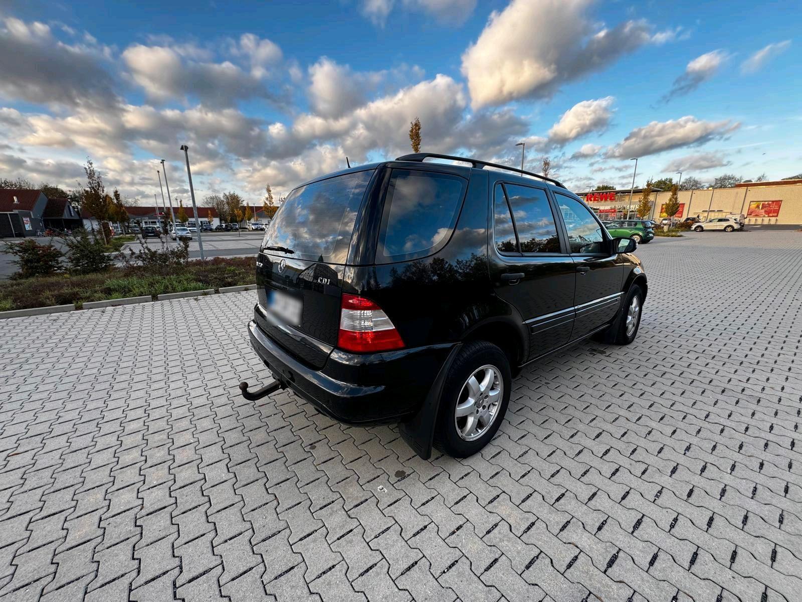 Mercedes-Benz ML270 2004 — photo 5