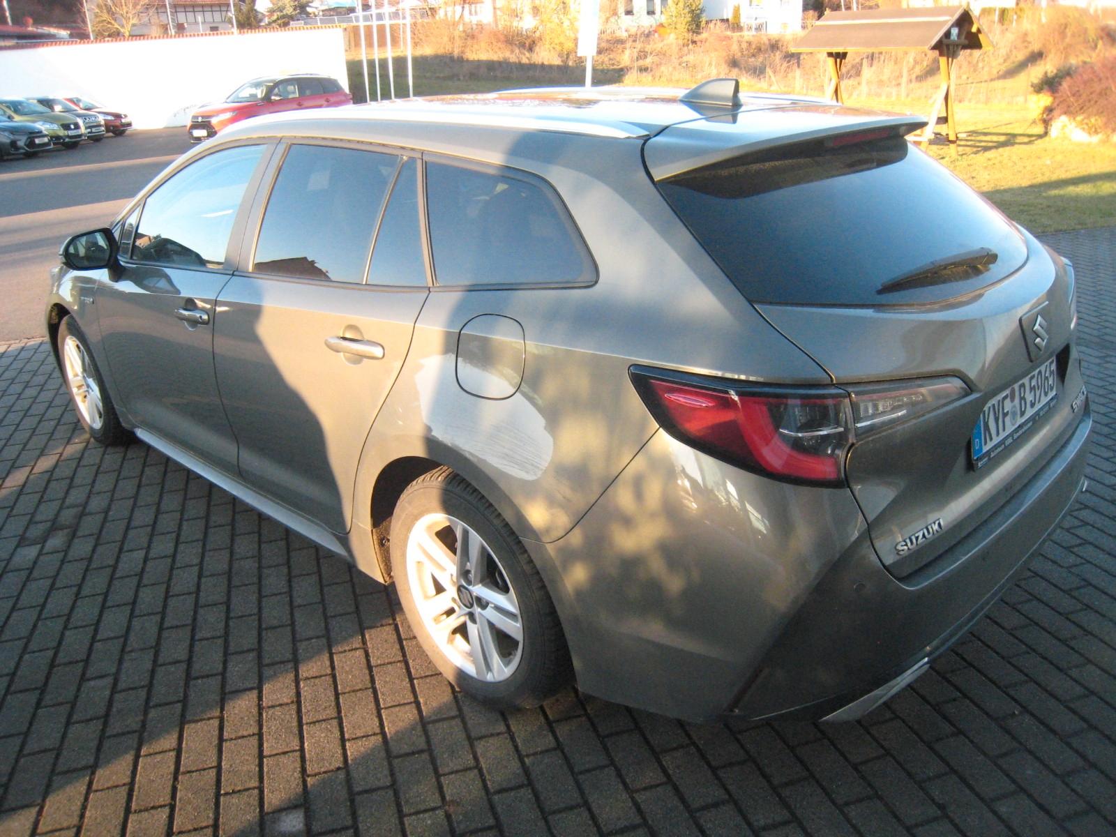 Suzuki Swace 1,8 Hybrid CVT Comfort+