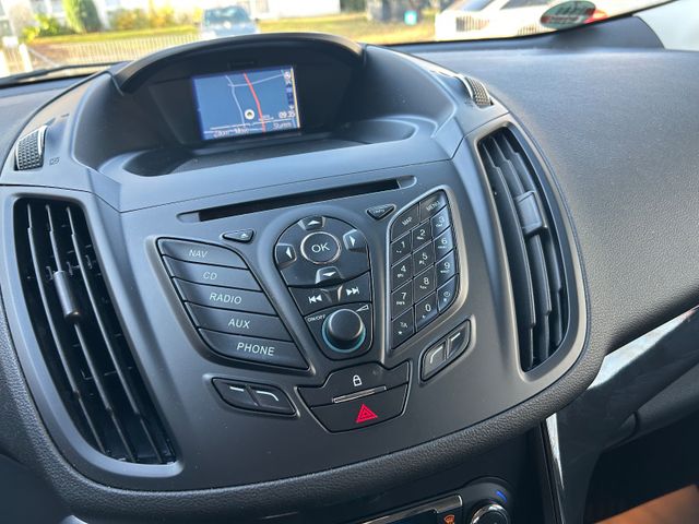 Fahrzeugabbildung Ford Kuga Titanium 1.5 Allrad Autom.+Navi+LM Allw.+BT