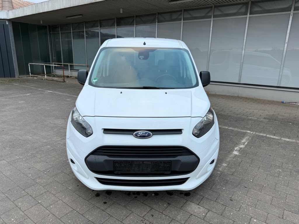 Image of Ford Grand Tourneo